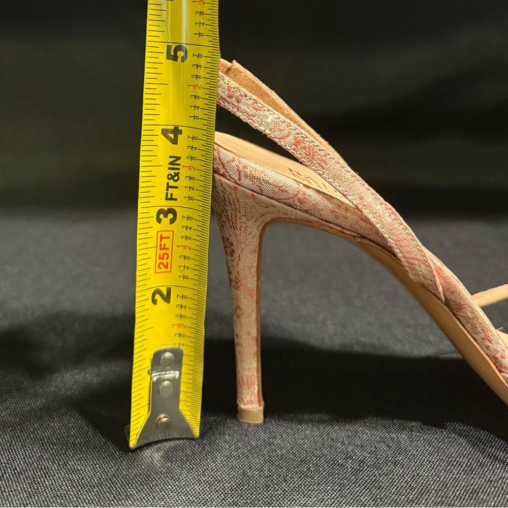 Badgley Mischka Pink Heels with Intricate Detailing - Picture 7 of 16